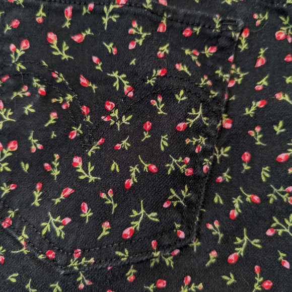 Levi's Black Pink Floral Mid Length Denim Shorts - Picture 4 of 7